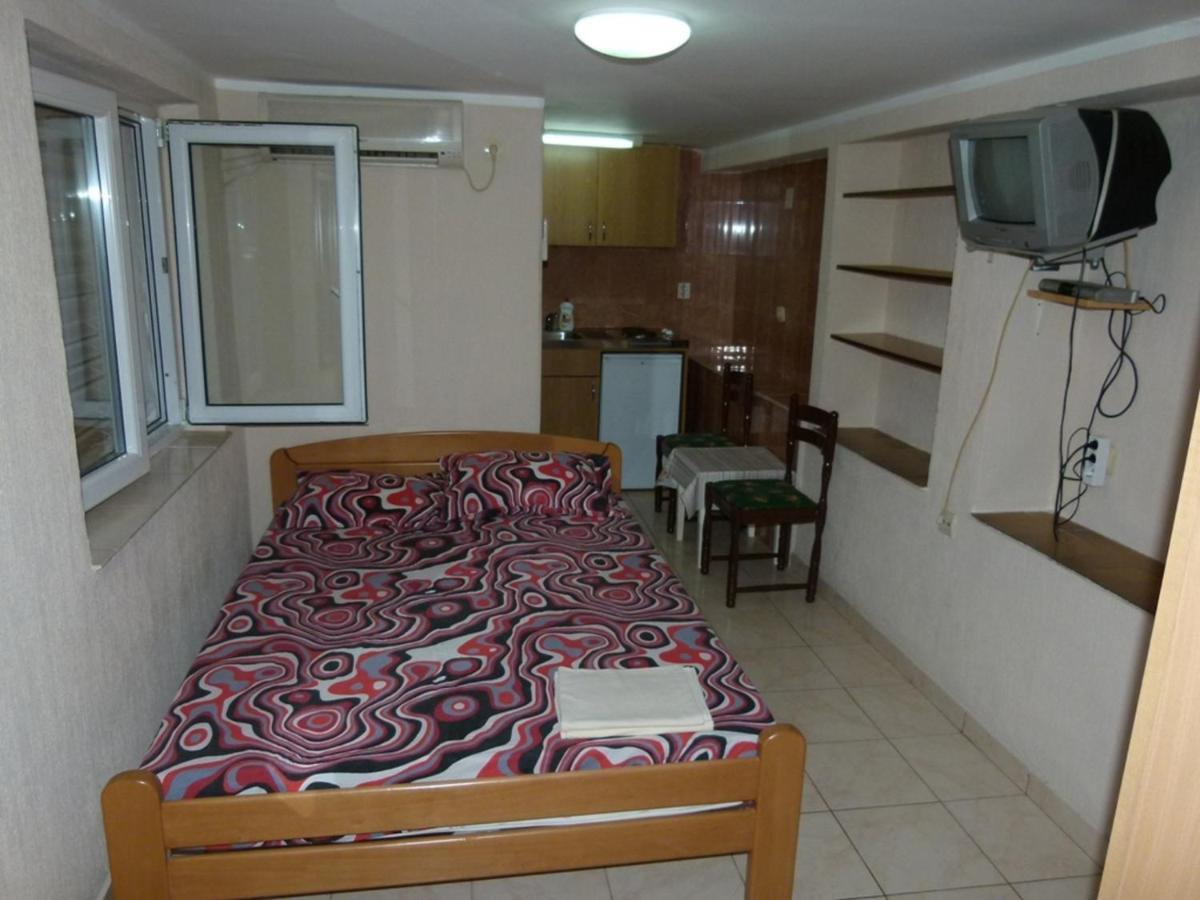 Apartments Antic Budva Quarto foto